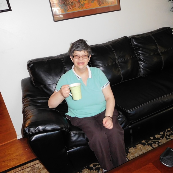 Meet your Posher, Diana - Picture 1 of 1